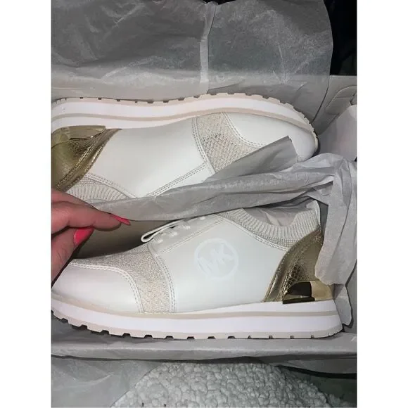 Michael Kors Dash Knit Trainer NIB Tennis Shoe Sneaker Gold White Size 6 - Picture 8 of 10